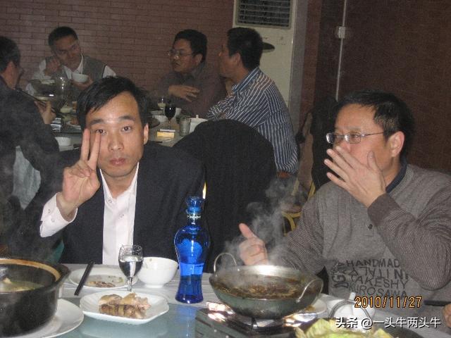 一个有着女孩名字的男人，告别了微信群